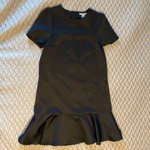 Little black dress flare bottom satin-feel POCKETS